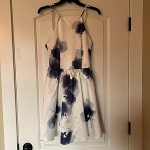 Women’s S Dark Blue/Purple and White Flower Dress